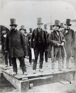 (De gauche à droite) John Scott Russell, Henry Wakefield, Isambard Kingdom Brunel et Lord Derby lors du lancement du SS Great Eastern