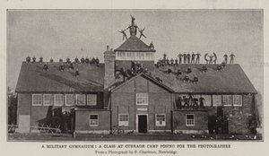 Un Gymnase Militaire, une Classe au Camp de Curragh posant pour le Photographe - English Photographer