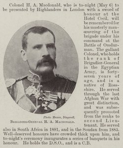 Général de brigade H A Macdonald - English Photographer