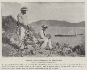 Marins britanniques signalant par héliographe