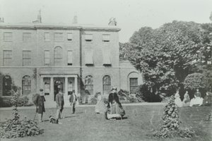 Broomwood House, Broomwood Road : élévation arrière, Londres, 1890 - English Photographer