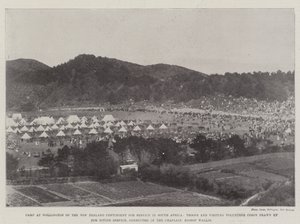 Camp à Wellington du contingent néo-zélandais pour le service en Afrique du Sud, troupes et corps de volontaires en visite alignés pour le service divin, conduit par l