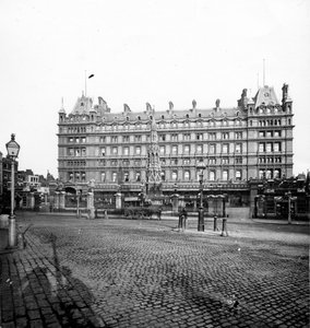 Hôtel de la gare de Charing Cross, vers 1890 - English Photographer