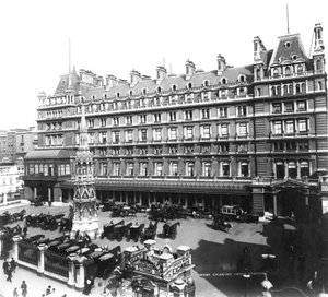 Hôtel de la gare de Charing Cross, vers 1890 - English Photographer