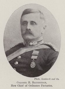 Colonel E Bainbridge, nouveau chef des usines d