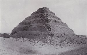 Égypte : La pyramide à degrés de Saqqarah