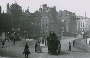 Vue générale de Charing Cross - English Photographer