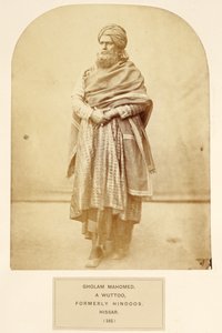Gholam Mahomed, un Wuttoo, anciennement Hindous, Hissar, extrait de The People of India, par J. Forbes Watson, publié en 1868 - English Photographer