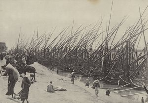 Bateaux de grains sur le Nil, montrant comment le maïs a toujours été transporté depuis la Haute-Égypte - English Photographer