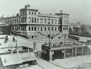 Terminus Great Eastern à Bishopsgate : extérieur, 1862 - English Photographer