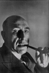 Harry Price - English Photographer