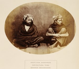 Hootiyana Dhoondees, tribu agricole, Soonnee Mahométans, Mooltan, de The People of India, par J. Forbes Watson, publié en 1868