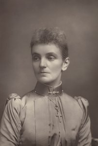 Lady Jeune - English Photographer