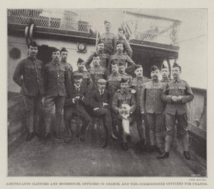 Lieutenants Clifford et Moorhouse, officiers en charge, et sous-officiers pour l