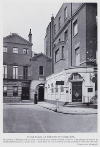 Londres : Savile Place, à la fin de Savile Row - English Photographer