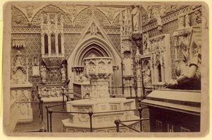 Cour Médiévale, Crystal Palace, Sydenham, Londres - English Photographer