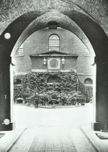 Prison de Millbank: chapelle à travers l