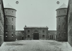 Prison de Millbank: en bas, couloir principal, 1885 - English Photographer