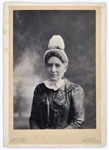 Mlle L.M. Gordon, matrone, hôpital St. Thomas - English Photographer