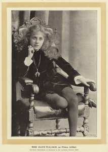 Miss Olive Tulloch, en Prince Arthur