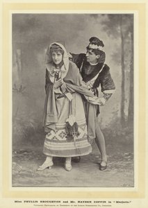 Miss Phyllis Broughton et Mr Hayden Coffin dans Marjorie - English Photographer