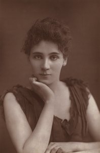 Mlle Robins - English Photographer