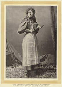 Miss Winifred Fraser, en Hedvig, dans Le Canard Sauvage