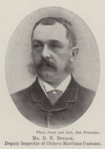 M. R E Bredon, inspecteur adjoint des douanes maritimes chinoises - English Photographer