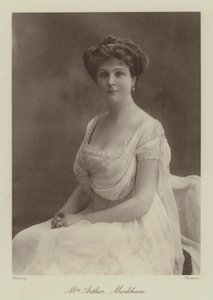 Mme Arthur Markham (photo n/b) - English Photographer