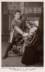 Othello étranglant Iago, Lewis Waller et H B Irving - English Photographer