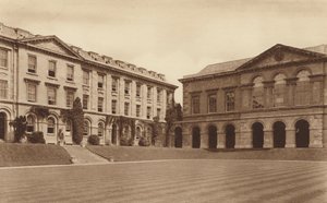 Oxford : Worcester College, la bibliothèque du XVIIIe siècle et le côté nord du quadrilatère - English Photographer