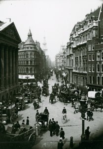 Grand-bi dans la circulation devant le Mansion House dans les années 1880 - English Photographer