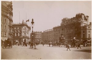 Piccadilly Circus, Londres - English Photographer