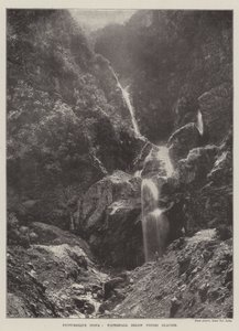 Inde pittoresque, cascade sous le glacier de Pindri - English Photographer