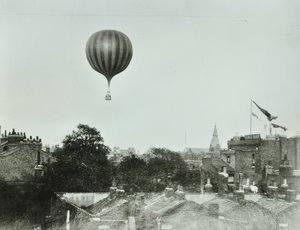 Poplar Recreation Ground : ballon à air chaud, 1892 - English Photographer