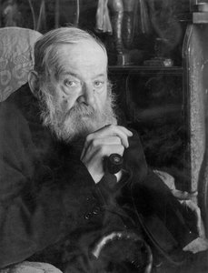 Portrait de Hilaire Belloc, chez lui, Kings Land, Shipley, West Sussex - English Photographer