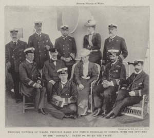 Princesse Victoria de Galles, princesse Marie et prince Nicolas de Grèce, avec les officiers de l