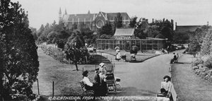 Cathédrale RC depuis Victoria Park, Portsmouth