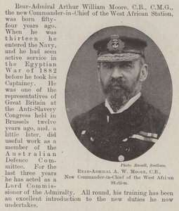 Le contre-amiral A W Moore, CB, nouveau commandant en chef de la station ouest-africaine - English Photographer