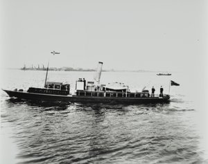 S.S. Beatrice, un navire sur la Tamise, 1898 - English Photographer