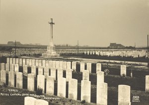 Cimetière Saint-Charles de Potyze, Ypres - English Photographer