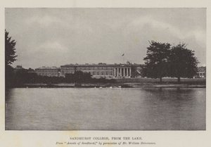 Collège de Sandhurst, depuis le lac - English Photographer