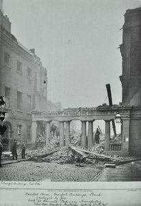 Strand, Westminster : Beaufort Buildings, dégâts d