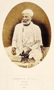 Suroosatee Brahmin, hindou, Lahore, de The People of India, par J. Forbes Watson, publié en 1868 - English Photographer