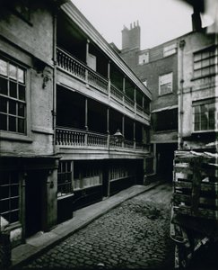 The George, Southwark - English Photographer