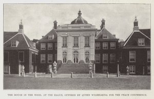 La Maison dans les bois, à La Haye, offerte par la reine Wilhelmine pour la Conférence de la paix