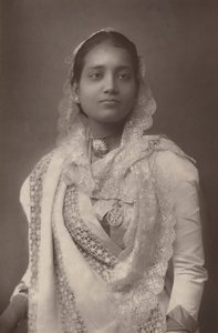 La Maharani de Kuch Behar - English Photographer
