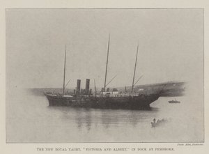 Le nouveau yacht royal, Victoria et Albert, en cale sèche à Pembroke