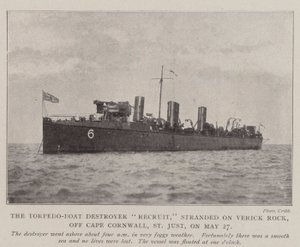 Le destroyer Recruit échoué sur le rocher Verick, au large du cap Cornwall, St Just, le 27 mai
