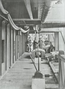 Ferry de Woolwich : plateforme de levier hydraulique du ponton nord, 1896 - English Photographer